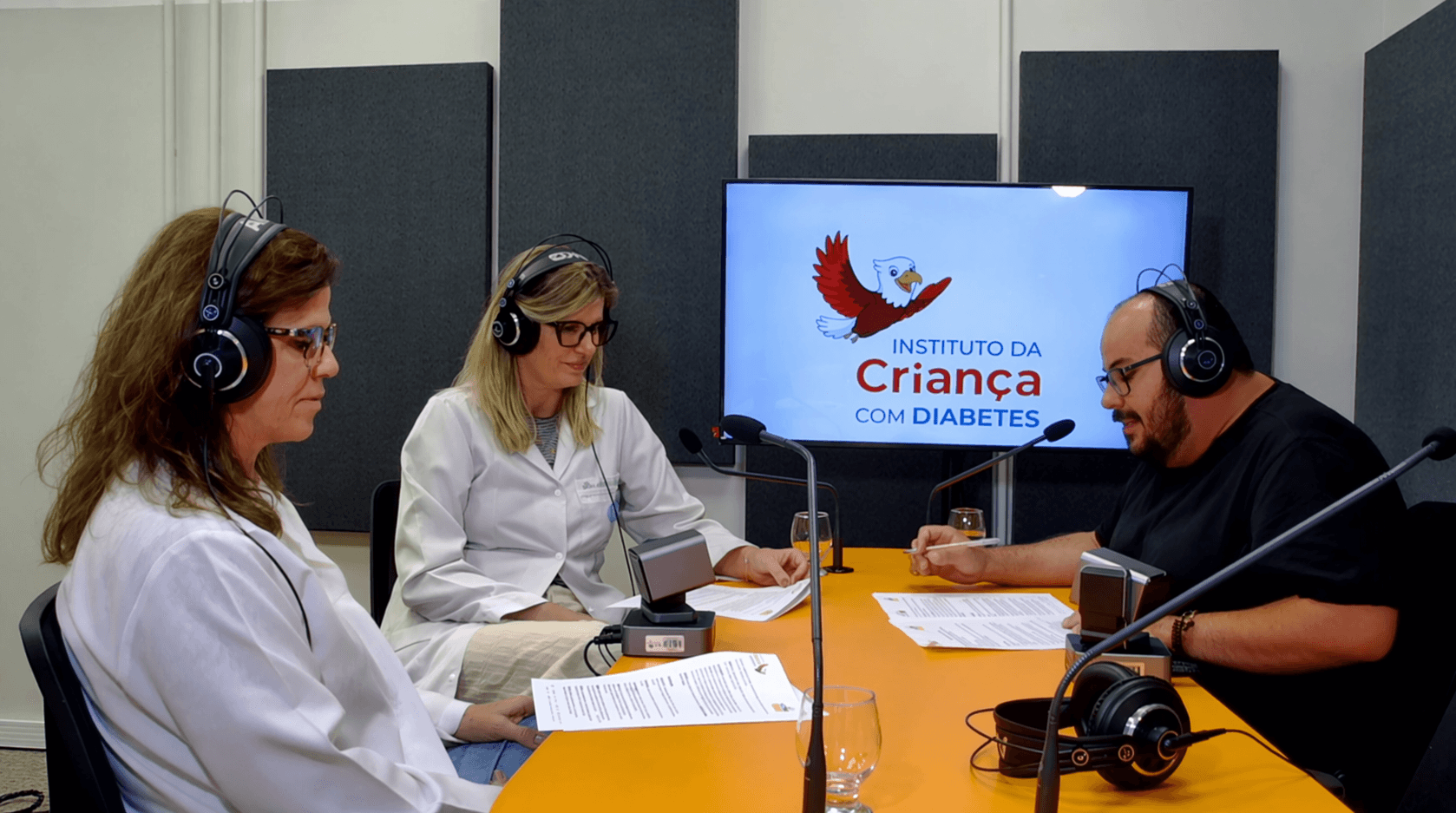 Papo de Quem Cuida com as endocrinologistas Adriana Fornari e Suzana Coelho Lavigne